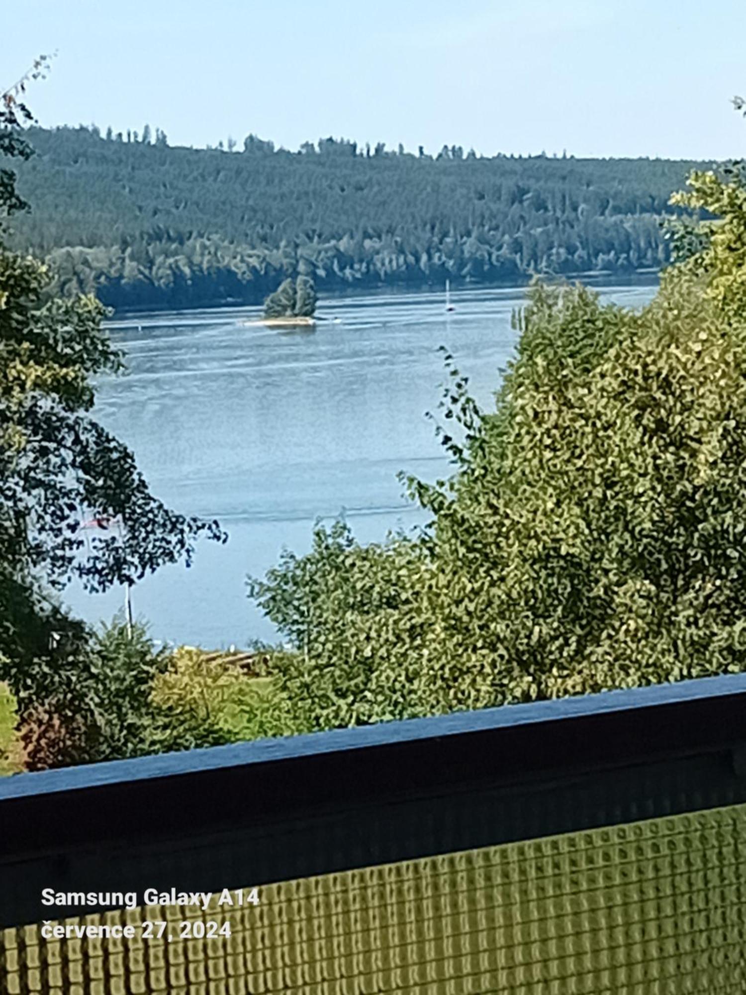 Apartman Lipno A12 Lipno nad Vltavou Luaran gambar